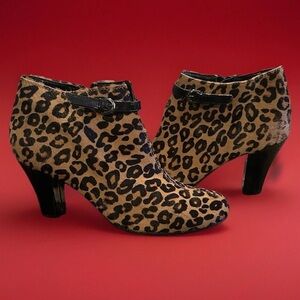 Vintage Luxury Aerosoles Women's Leopard Print Calf Ankle Boots Size 8 Gorgeous